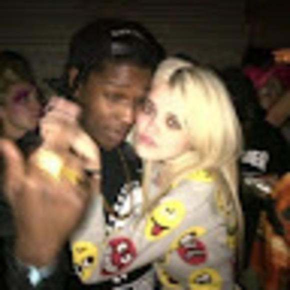 Meet your Posher, Ris - Picture 1 of 1